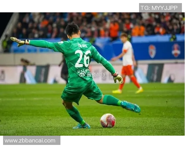 中超鲁能对阵重庆精彩直播全程回顾及赛后分析