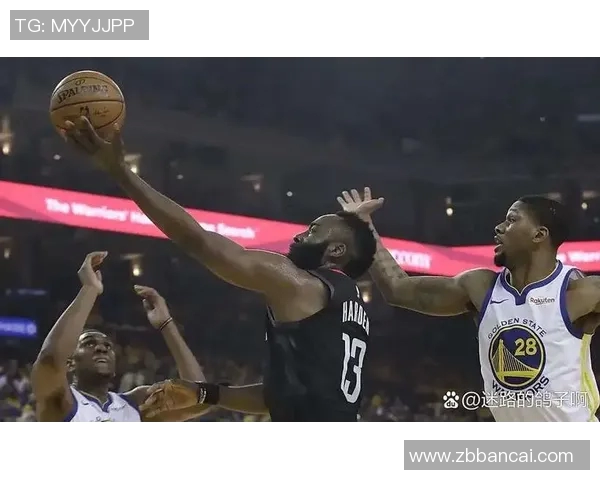 火箭与勇士西部决赛第五场激战回顾与精彩瞬间分析