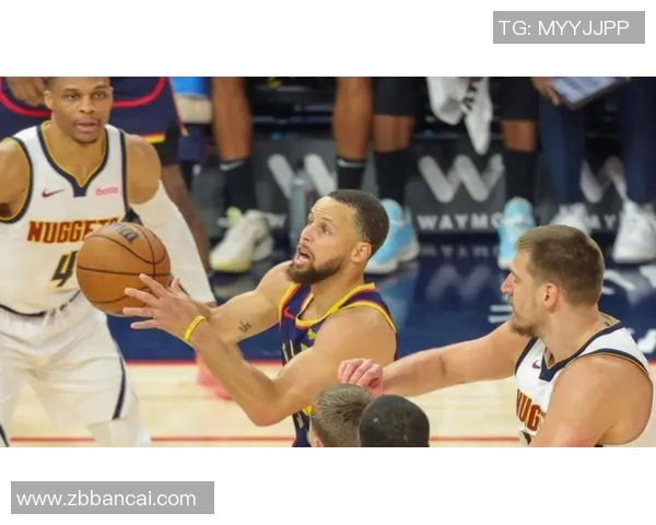 雷霆与勇士激战5月17日NBA季后赛精彩对决引发球迷热议