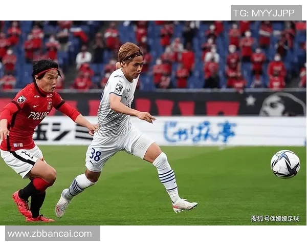 熊本深红与松本山的激烈对决展现足球魅力与团队精神的巅峰较量