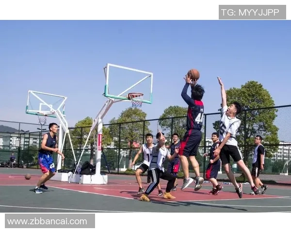 篮球明星雨鞋助你在雨天也能尽情挥洒汗水展现风采