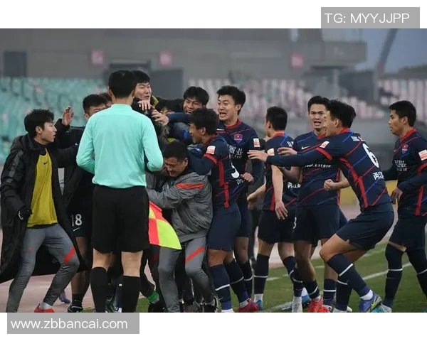 武汉足球队实力飙升创造历史新高引发全国关注